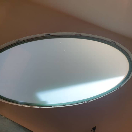 Okosüveg, kapcsolható üvegfalak