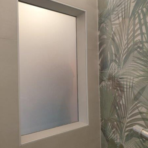 Okosüveg, kapcsolható üvegfalak