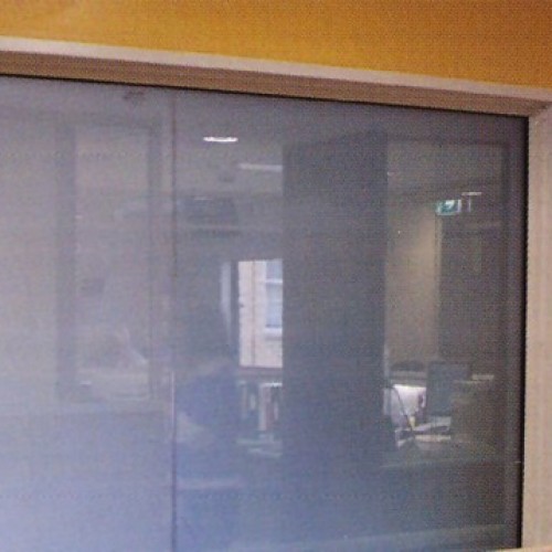 Okosüveg, kapcsolható üvegfalak